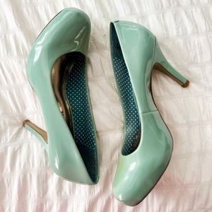 Steve Madden Light Blue Pumps